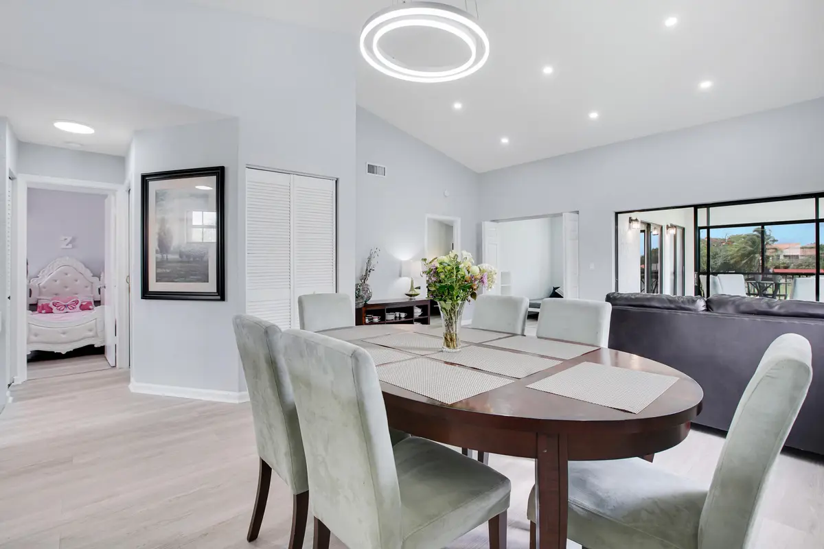 Dining Room at 1102 Republic Court, Deerfield Beach