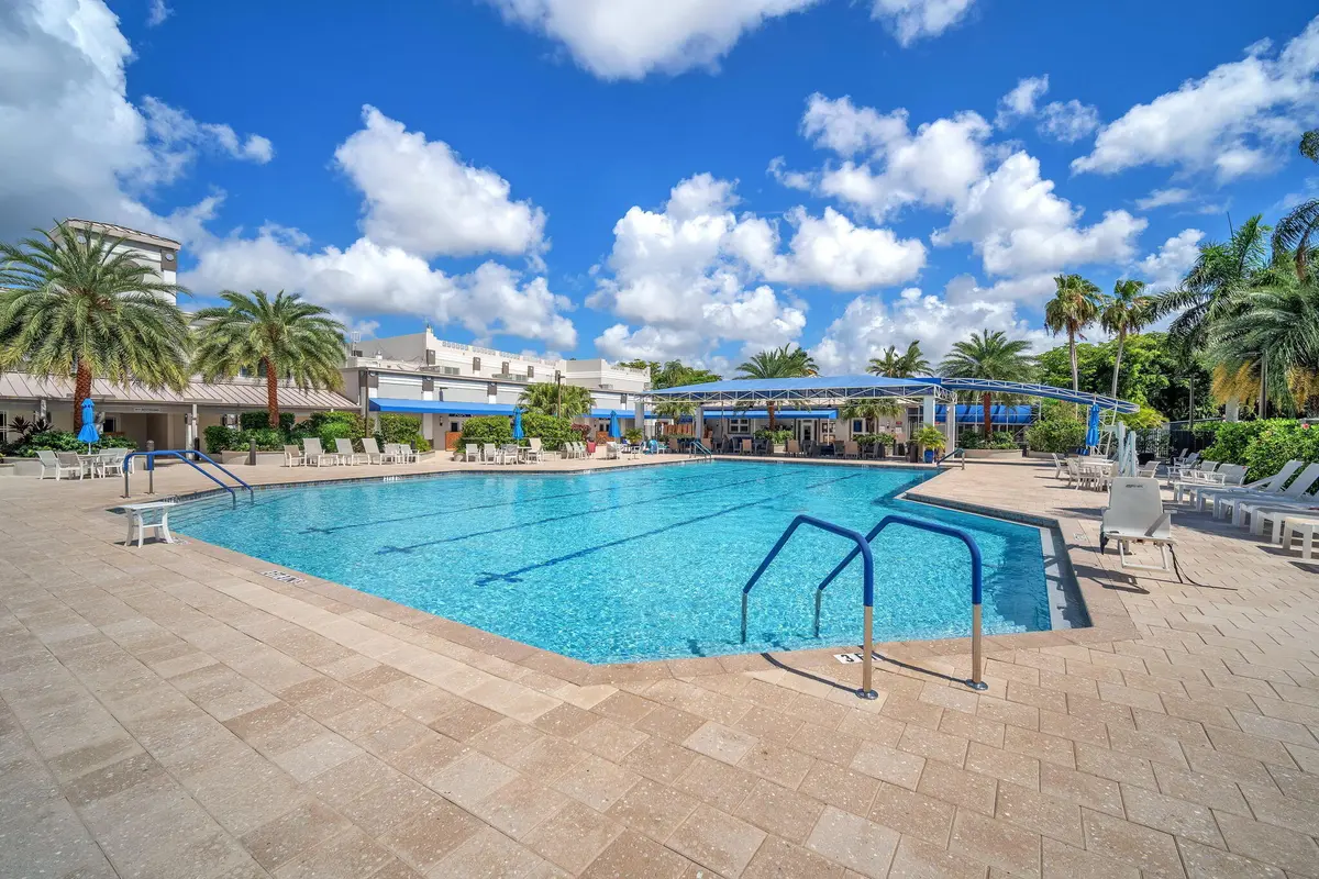 67-web-or-mls-DSC08719 at 9976 Seacrest Circle D, Boynton Beach