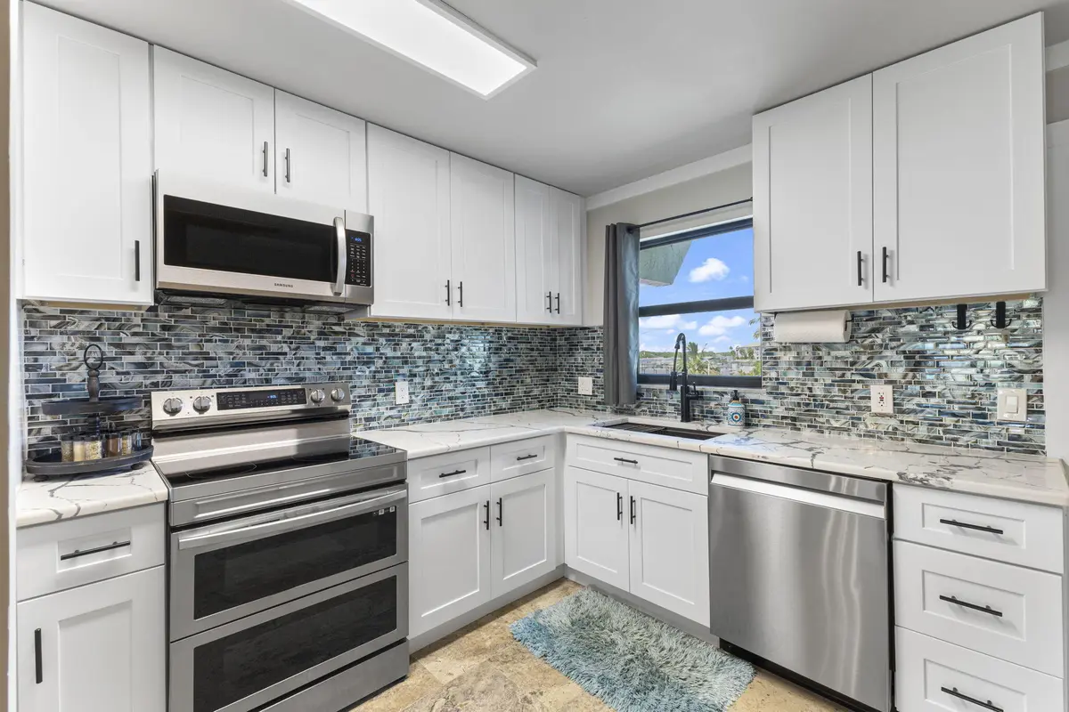 9-web-or-mls-IMG_2281 at 1300 Seaway Drive D-14, Fort Pierce