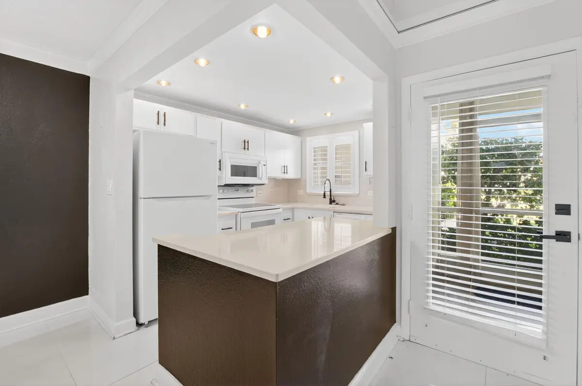 Kitchen #107 at 808 SE 7th Street 107, Deerfield Beach