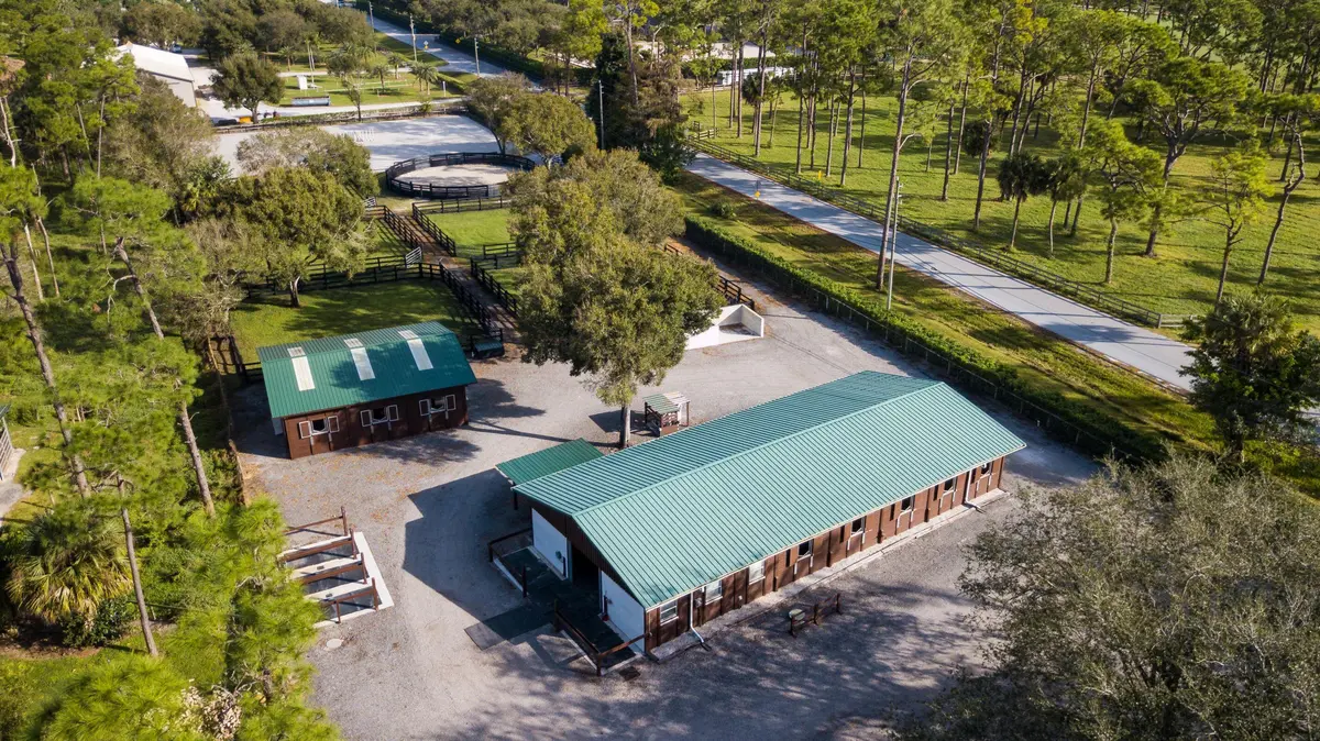 20230531205726326713000000-o at 13529 E Citrus Drive, Loxahatchee Groves