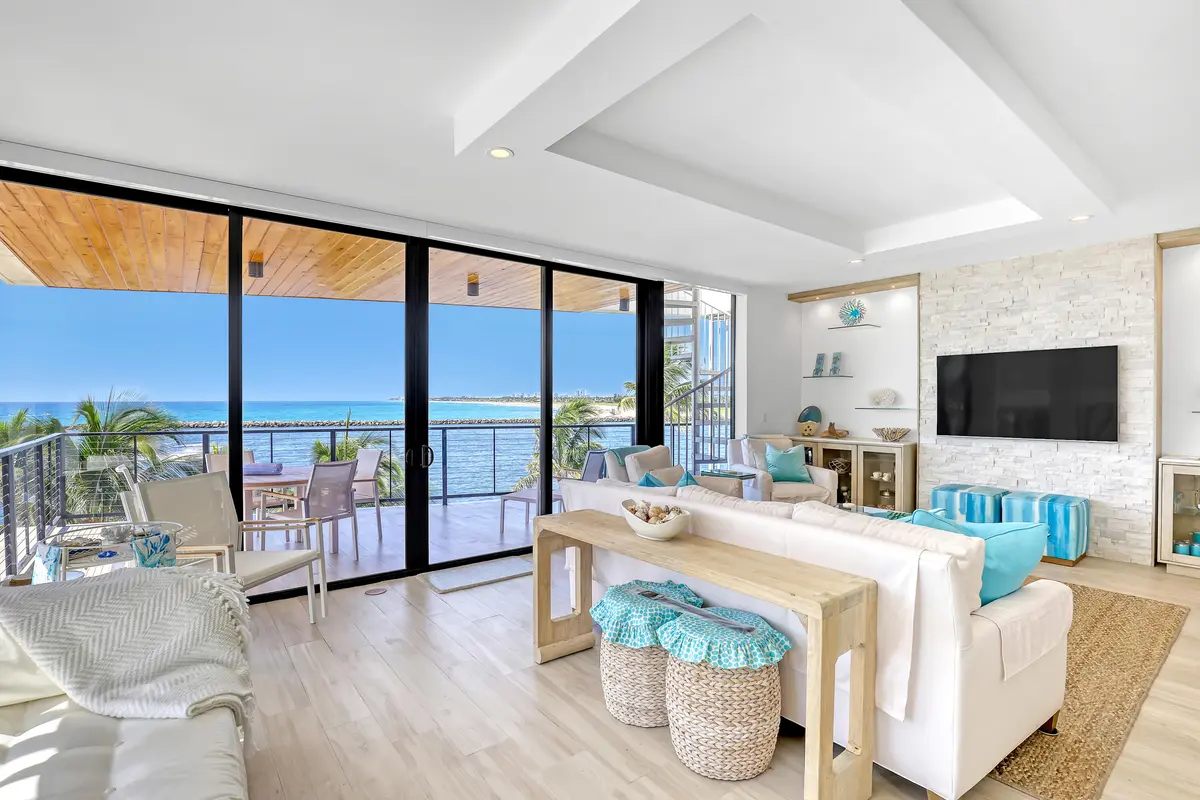 living area at 106 Inlet Way 305, Palm Beach Shores