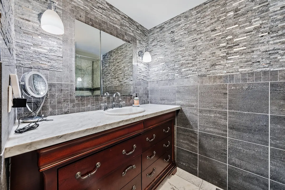 250 Bradley Pl Unit 308 MLS-6 at 250 Bradley Place 308, Palm Beach