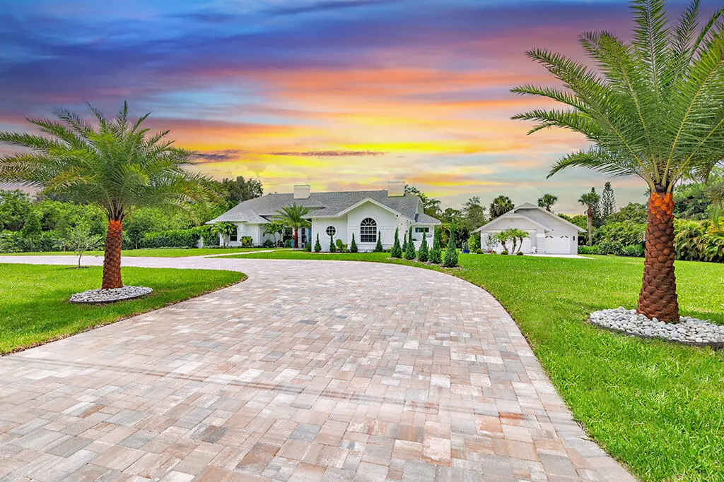 8852 154 Court N at 8852 154 Court, Palm Beach Gardens