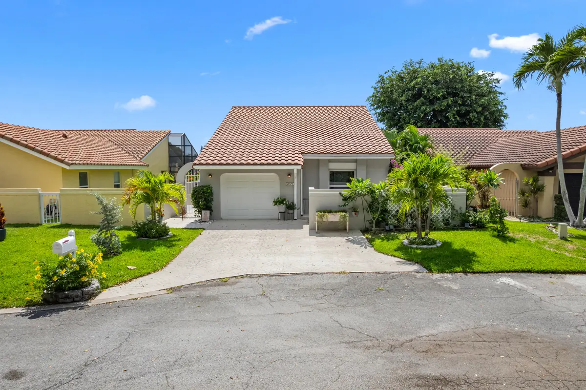 front at 2021 NW 15th Place, Delray Beach