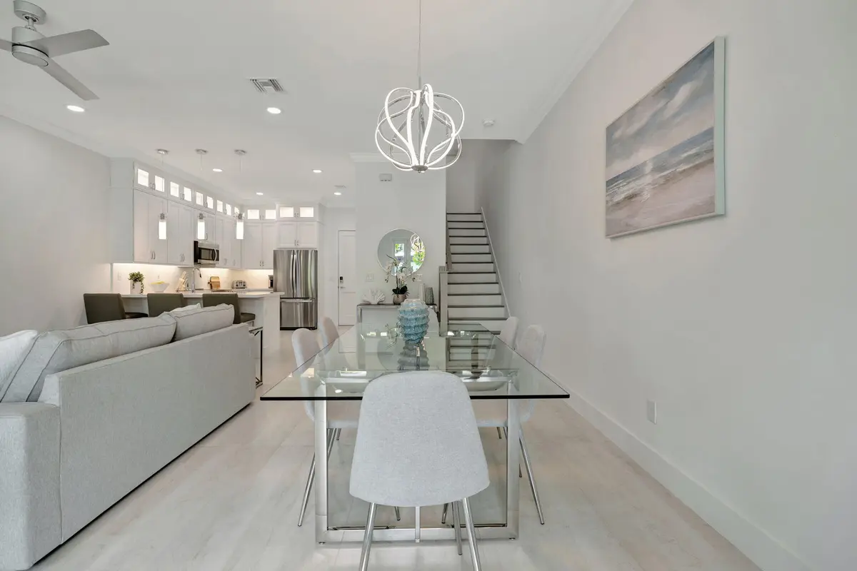 6-web-or-mls-_MLP0417 at 4680 SE Manatee Way, Stuart