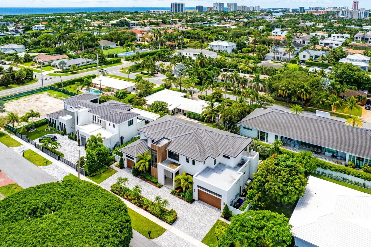058-450Northeast10thStreet-BocaRaton-FL- at 450 NE 10th Street, Boca Raton