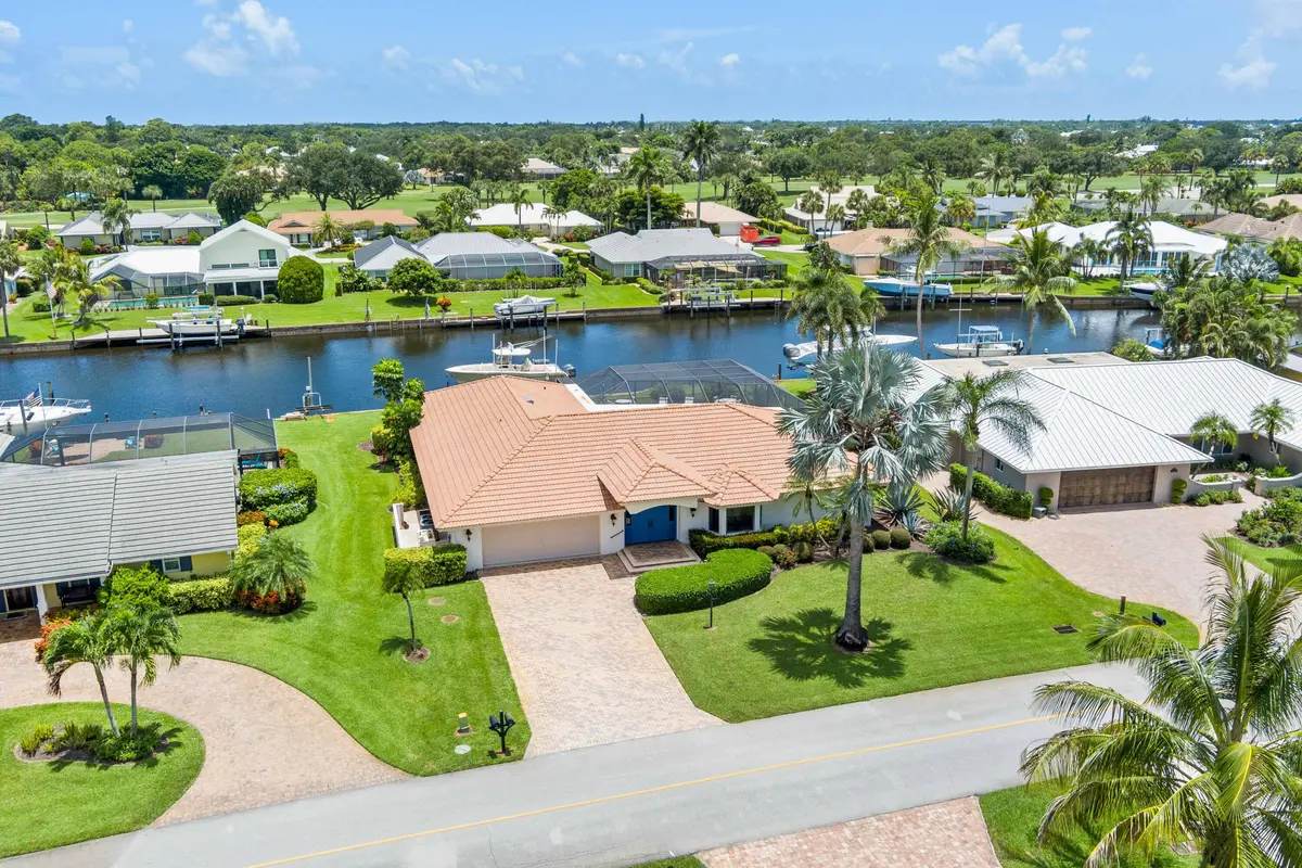 Overhead view of Frint at 3422 SE Fairway, Stuart