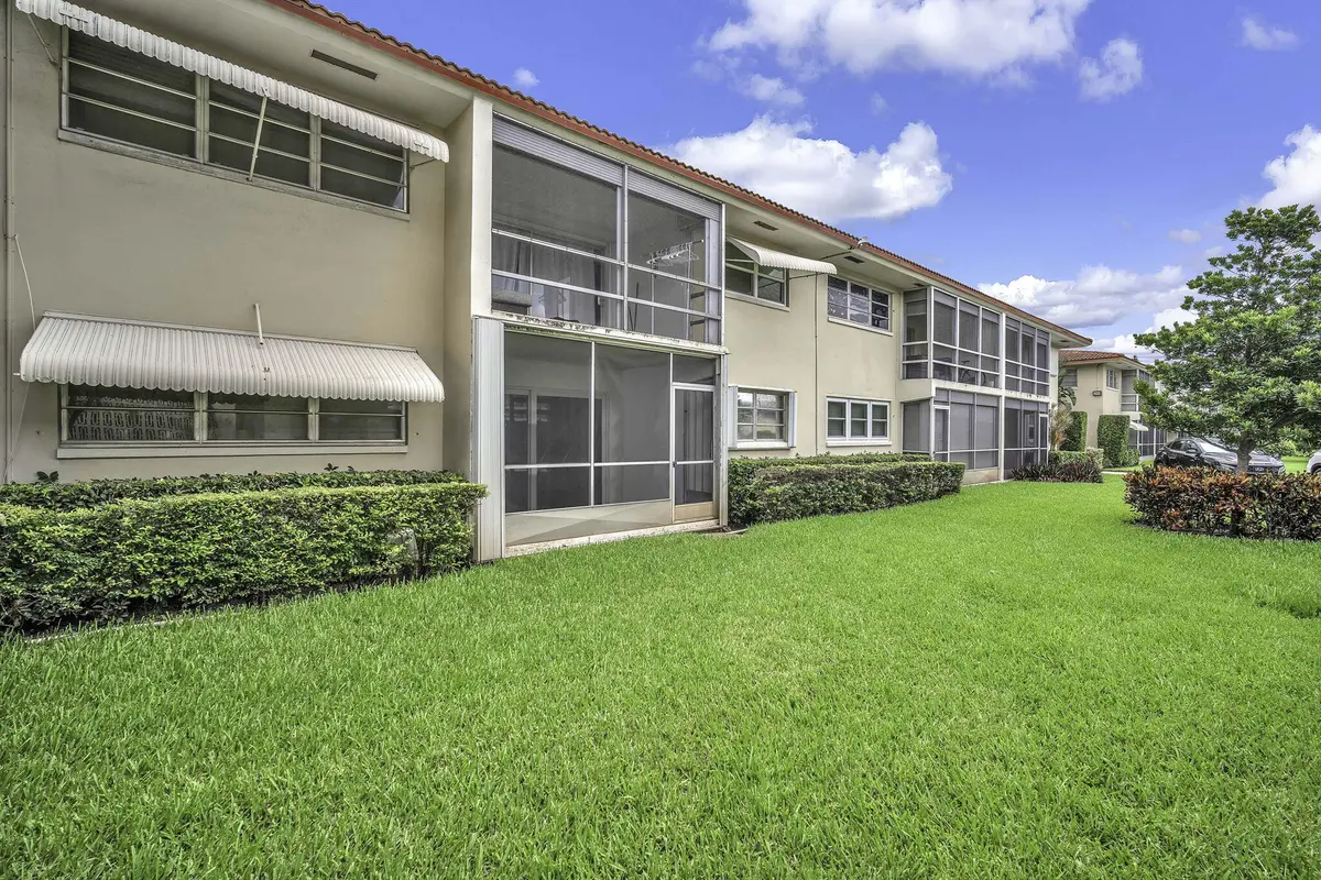 3-web-or-mls-DSC01272 at 2130 NE 36th Street 63, Lighthouse Point