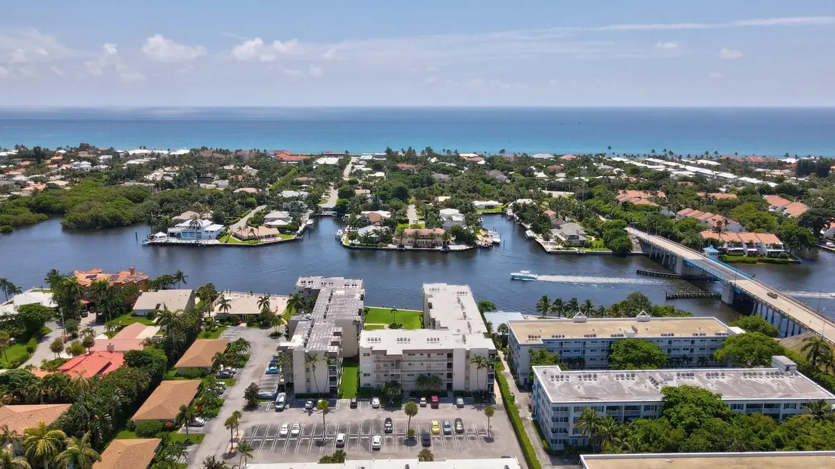Pelican View at 640 Snug Harbor Drive F6, Boynton Beach