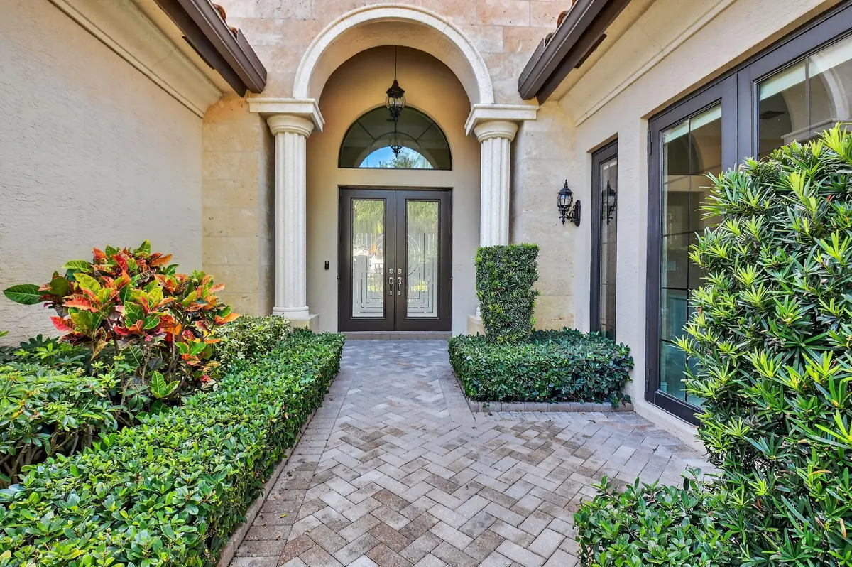 Courtyard at 8365 Hawks Gully Avenue, Delray Beach
