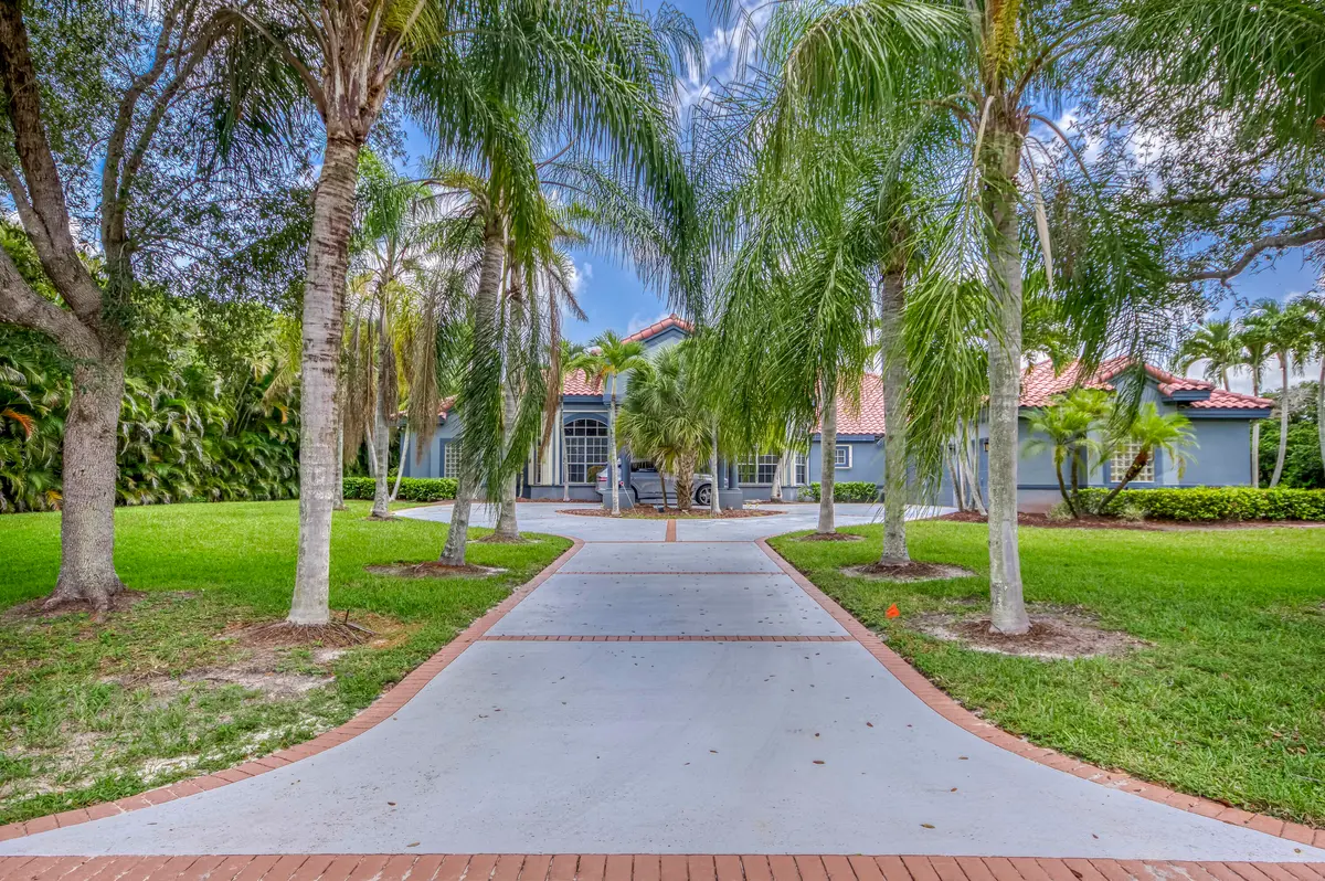 IMG-40 at 11699 Blackwoods Lane, Palm Beach Gardens