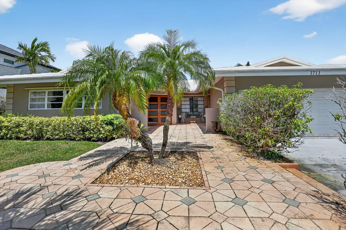 5-web-or-mls-001L8203 at 1711 W Terra Mar Drive, Lauderdale-By-The-Sea