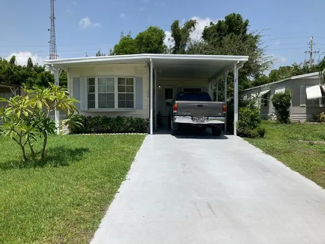 Front at 206 W Caribbean, Port St. Lucie