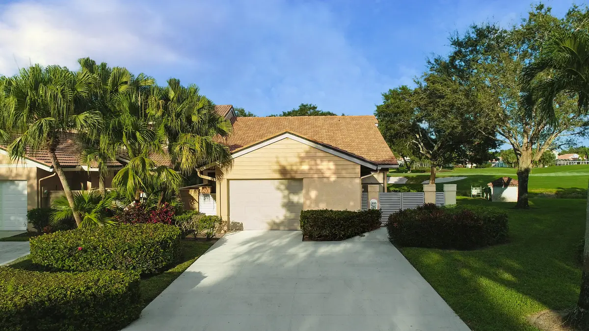 533 Prestwick Circle, Palm Beach Gardens, FL – photo 2