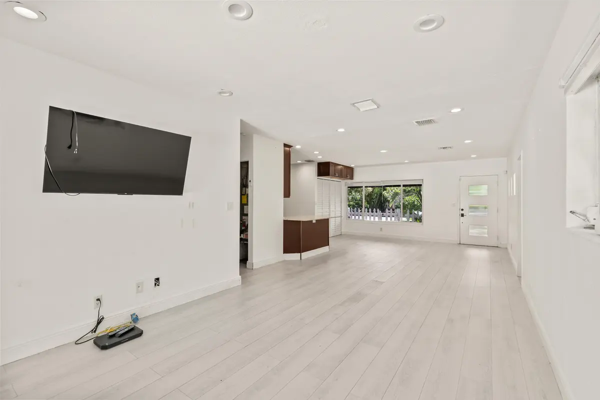 20250720-20250720-CW5A0273 at 1637 N Victoria Park Road, Fort Lauderdale