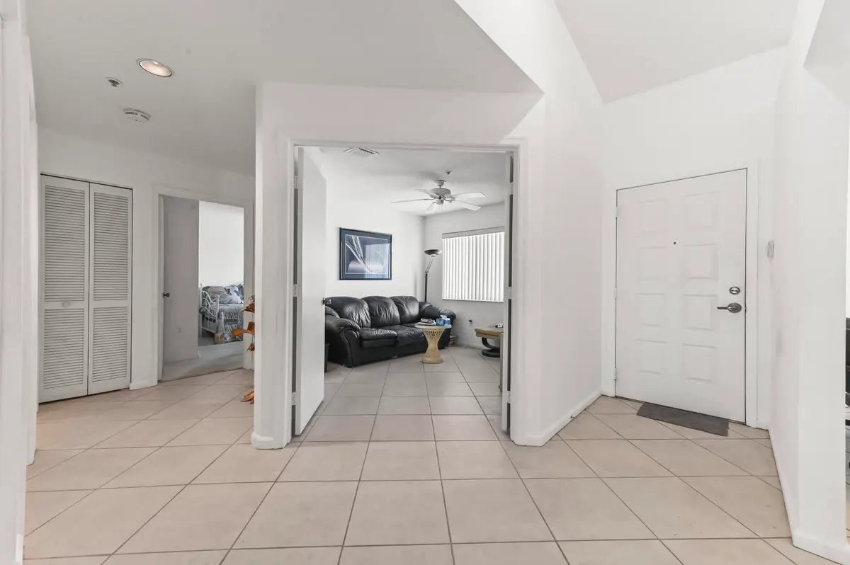 25 Entry 01 at 5952 Regal Glen Drive 207, Boynton Beach