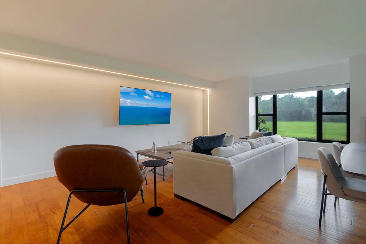 49-web-or-mls-DSC02456 at 13244 W Polo Club Road C106, Wellington