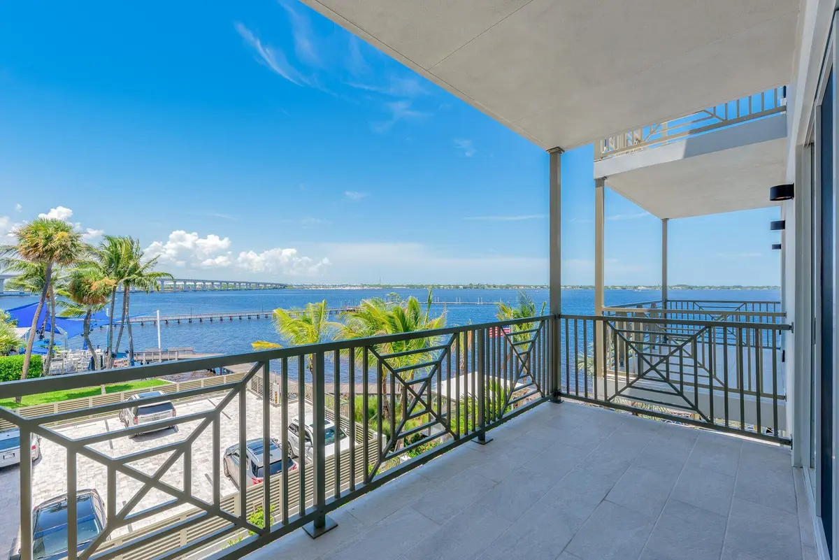41 SW Seminole Street 305 1 at 41 SW Seminole Street 305, Stuart