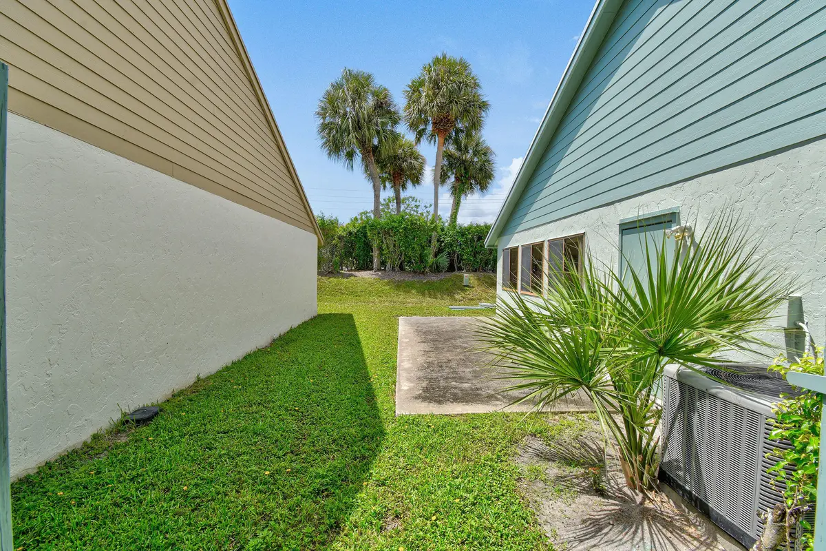 3180NW6thSt(31) at 3180 NW 6th Street, Delray Beach