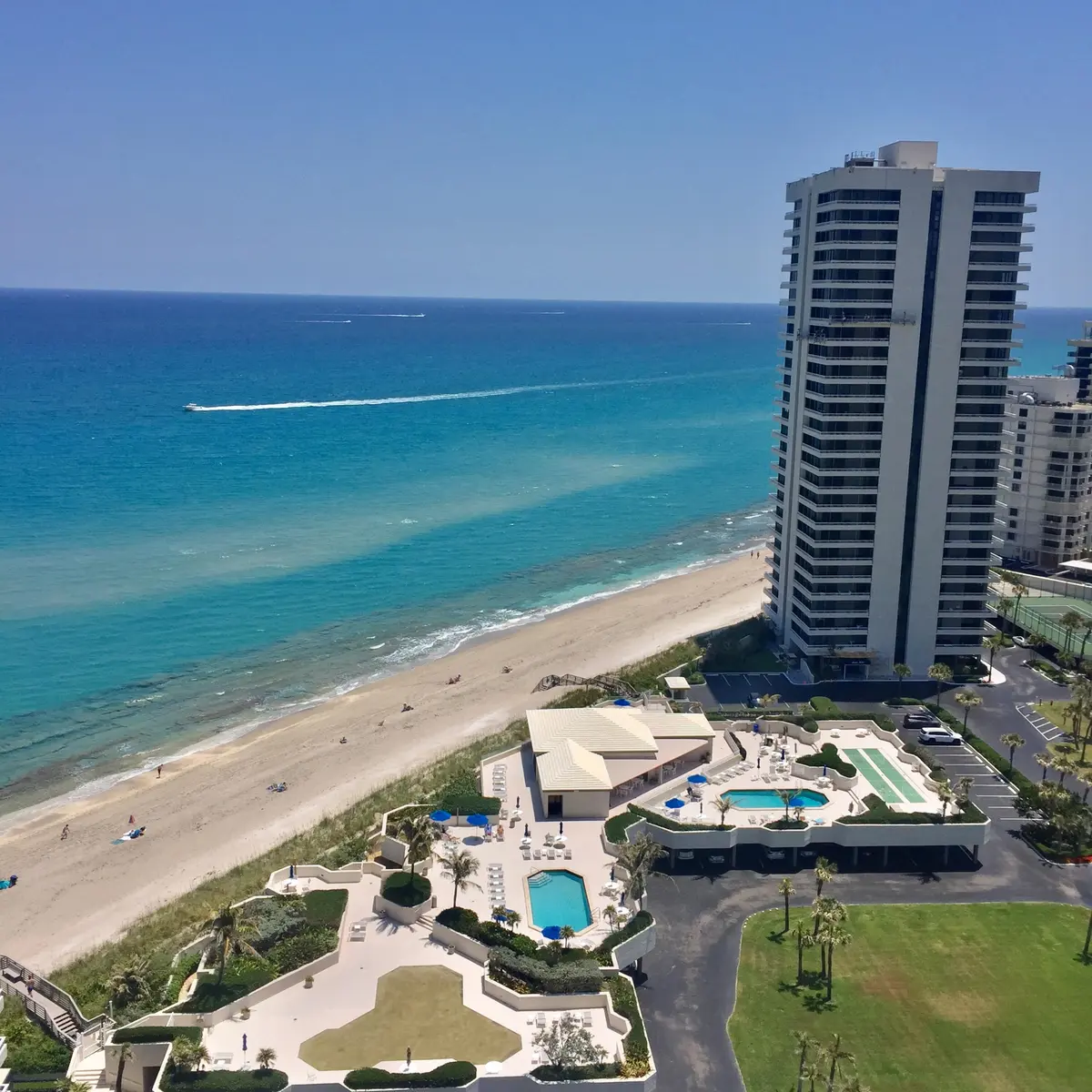 Photo 2 at 5550 N Ocean Drive 22b, Singer Island