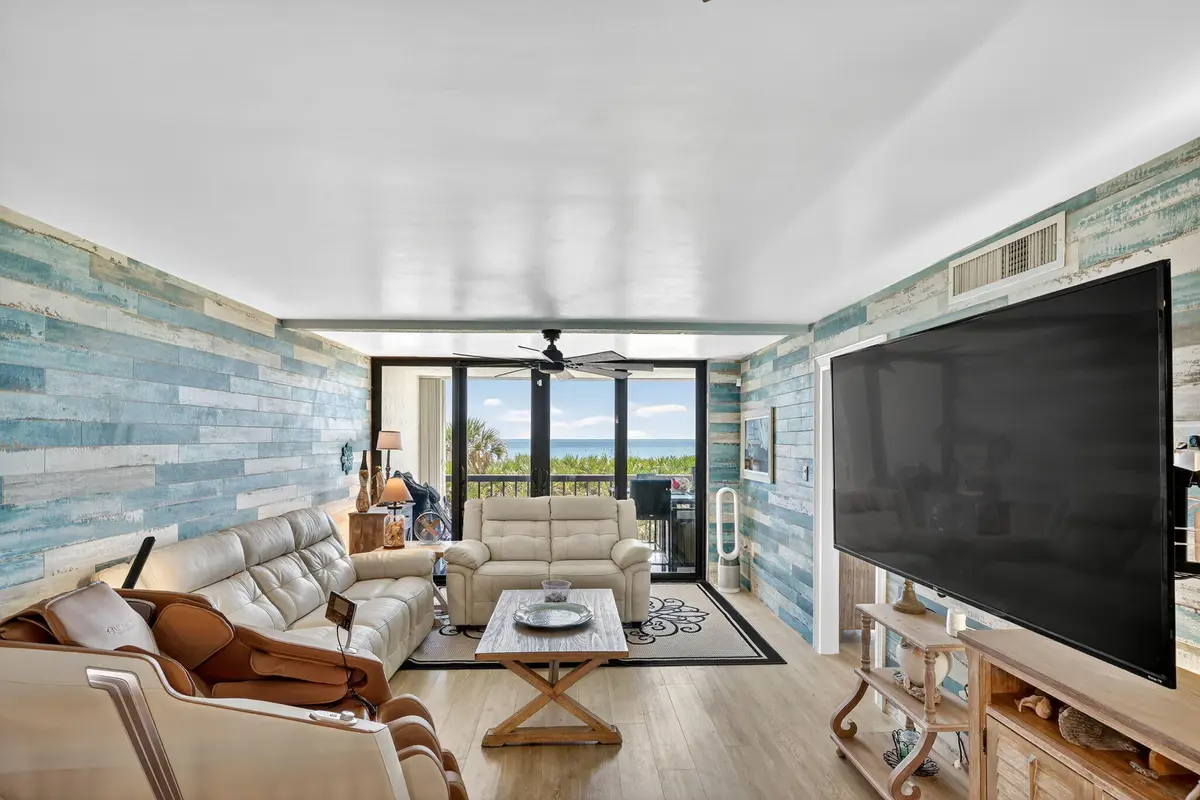 34-web-or-mls-034_3A5A7805 at 10680 S Ocean Drive 105, Jensen Beach