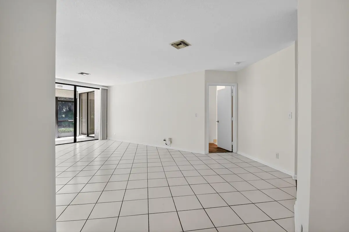 9-web-or-mls-009_DSC_0974 at 5382 Venetia Court D, Boynton Beach