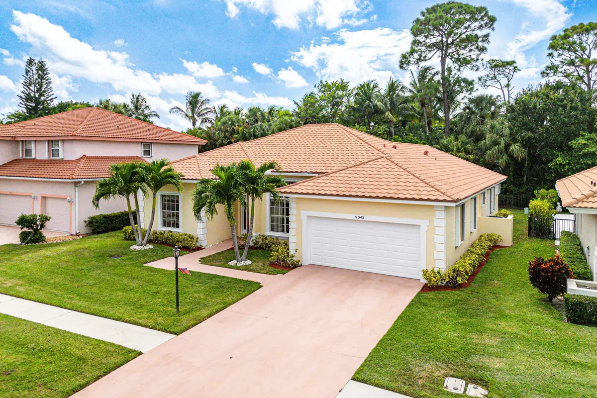 034-9043CypressHollowDrive-PalmBeachGard at 9043 Cypress Hollow Drive, Palm Beach Gardens