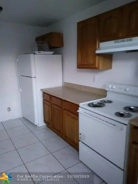 2721 (3) at 2721 Avenue Avenue A1, Riviera Beach