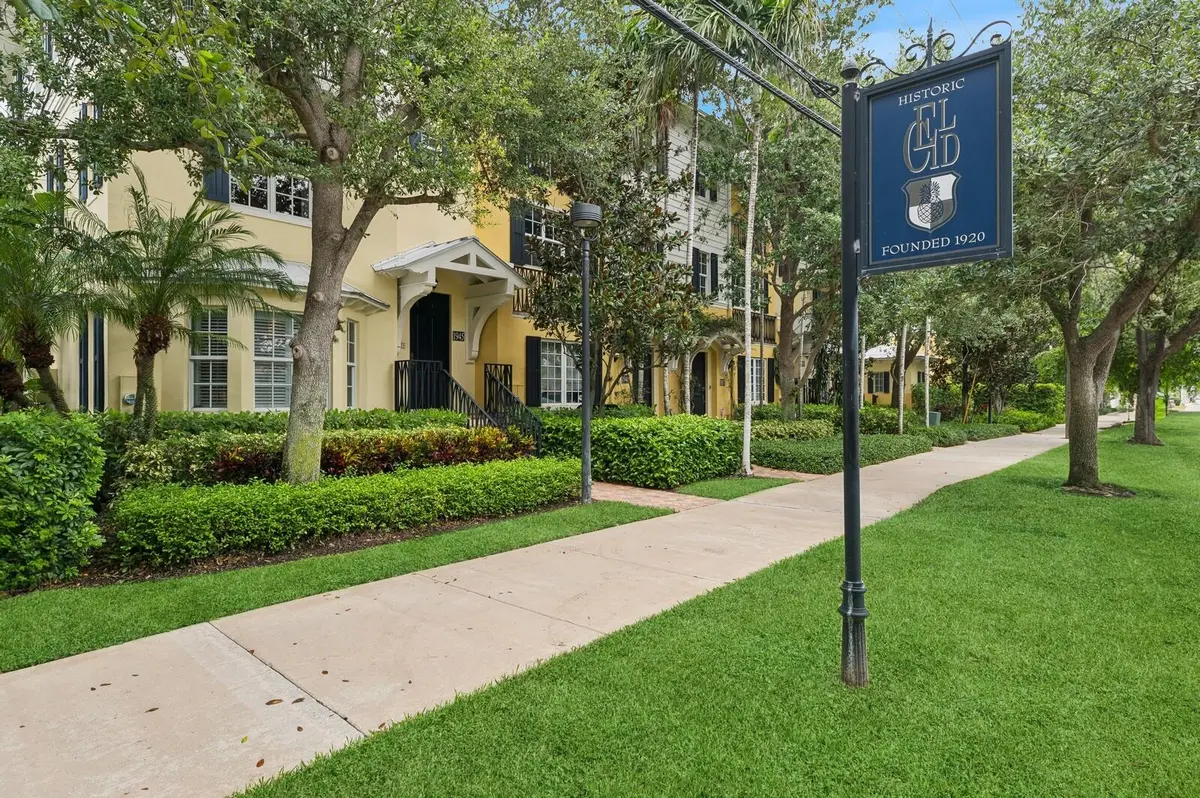Charming view of Magnolia Court at 1945 S Olive Avenue, West Palm Beach
