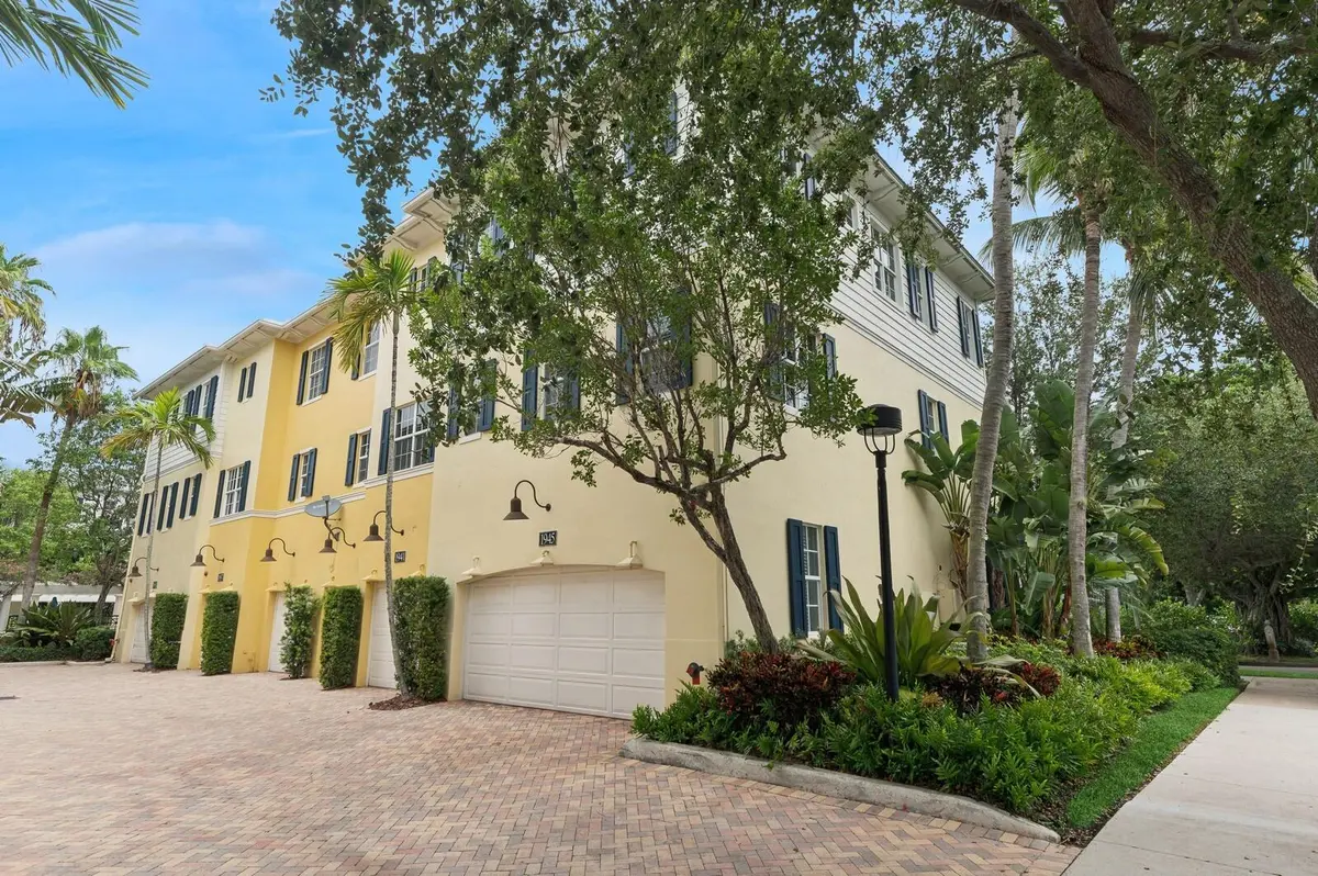 West & south elevations of the townhouse at 1945 S Olive Avenue, West Palm Beach