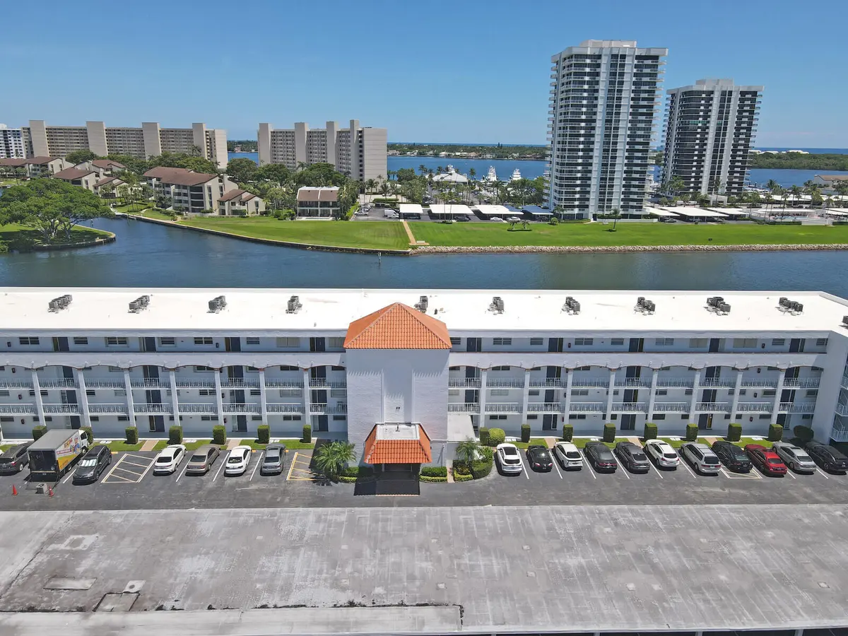 15_Aerial_1_mls at 20 Yacht Club Drive 403, North Palm Beach