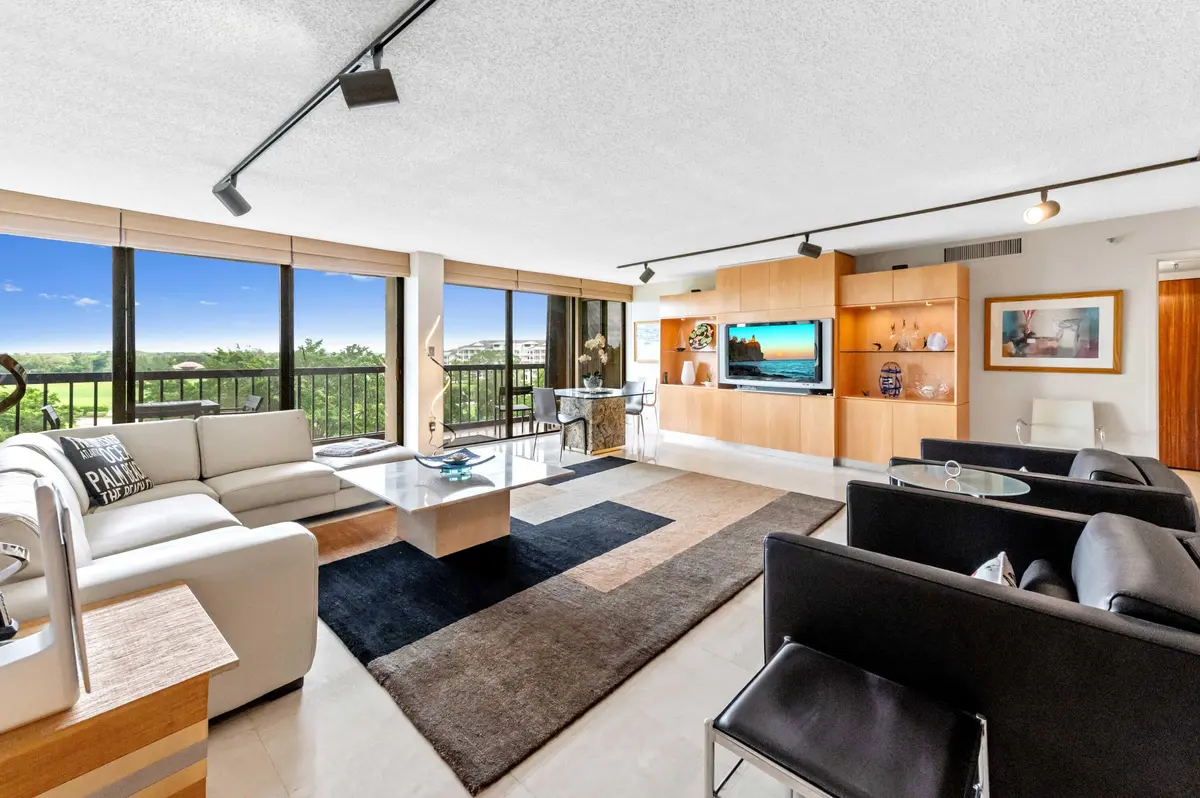 LIVING ROOM at 2480 Presidential Way 603, West Palm Beach