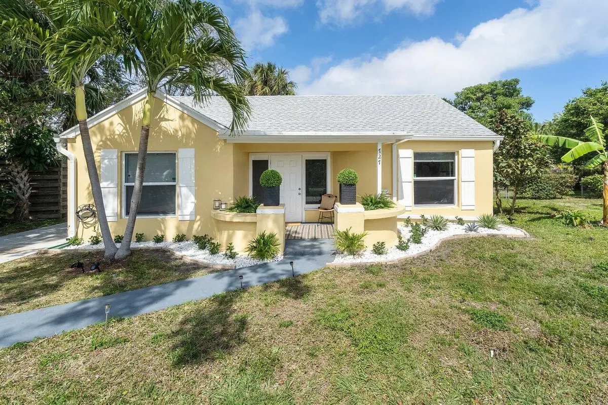 002-727SouthLakeDrive-Lantana-FL-33462-S at 727 S Lake Drive, Lantana