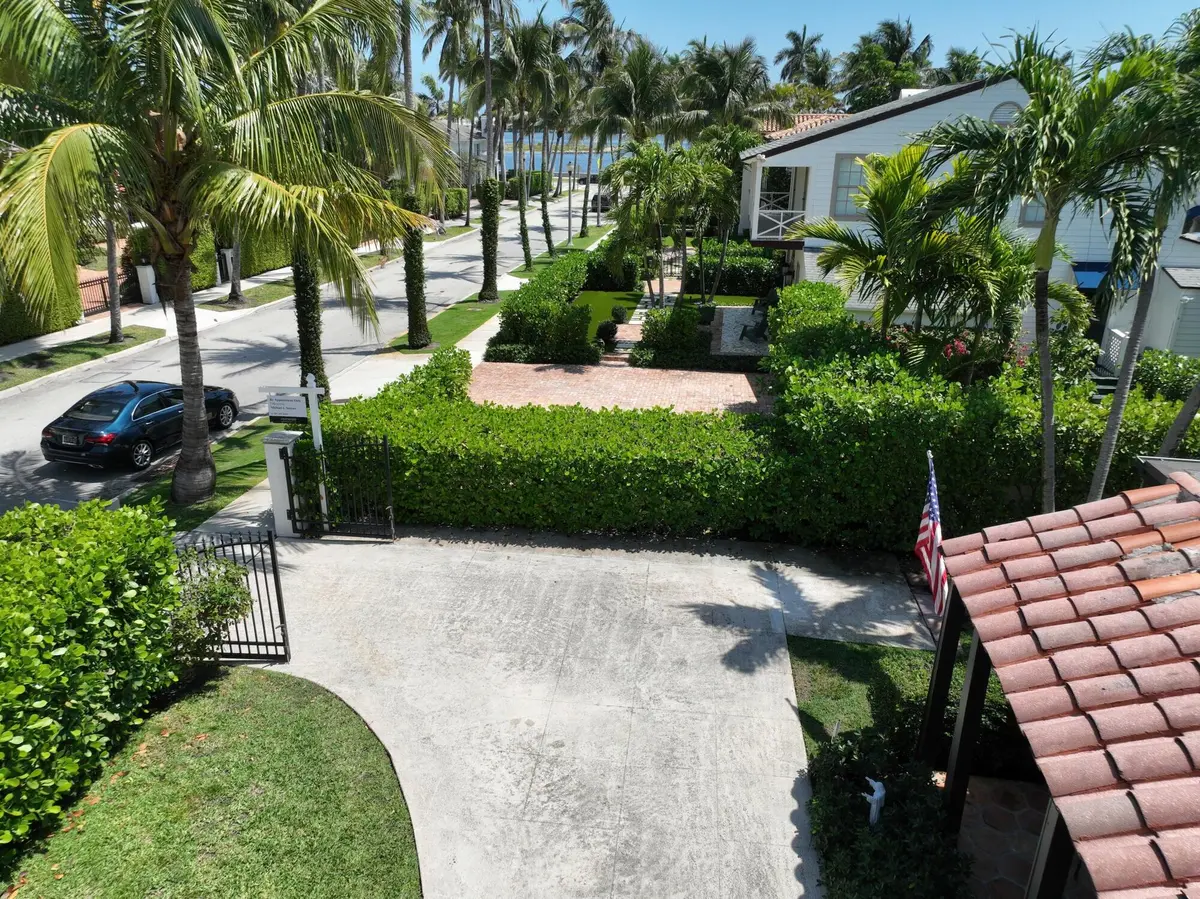 Yard view to intracoastal at 270 Cordova Road, West Palm Beach