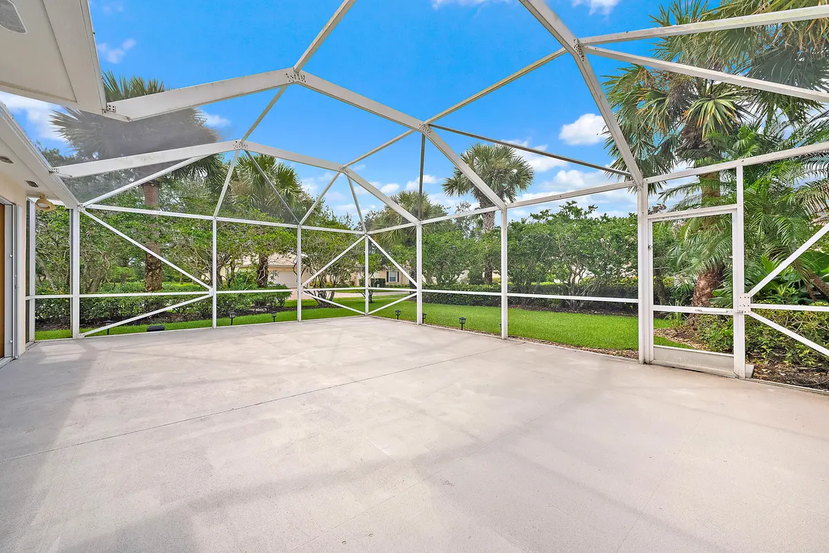 8431 SE Retreat Dr-4 at 8431 SE Retreat Drive, Hobe Sound