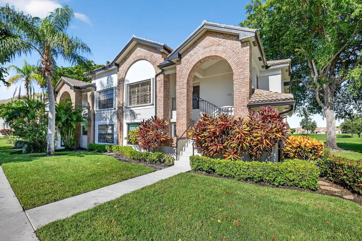 2-web-or-mls-029_DSC_3405 at 8041 Aberdeen Drive 202, Boynton Beach