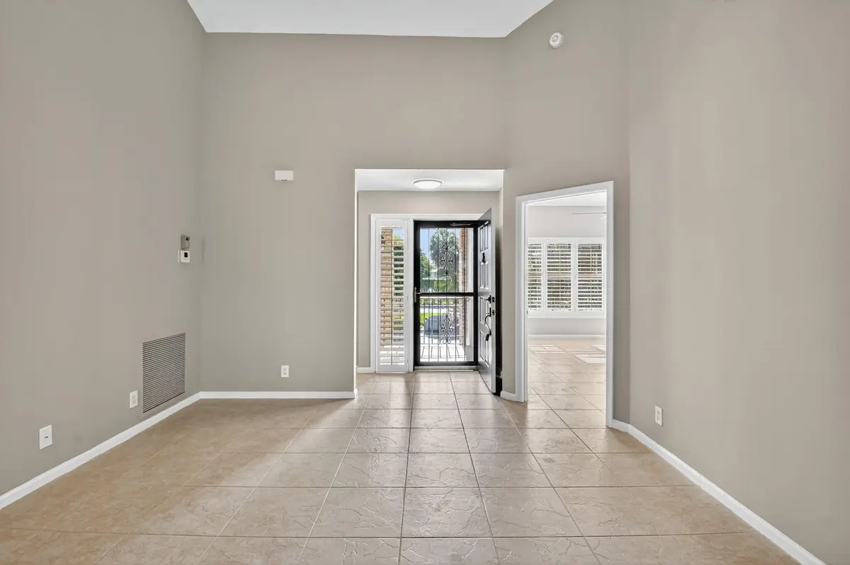4-web-or-mls-031_DSC_3419 at 8041 Aberdeen Drive 202, Boynton Beach