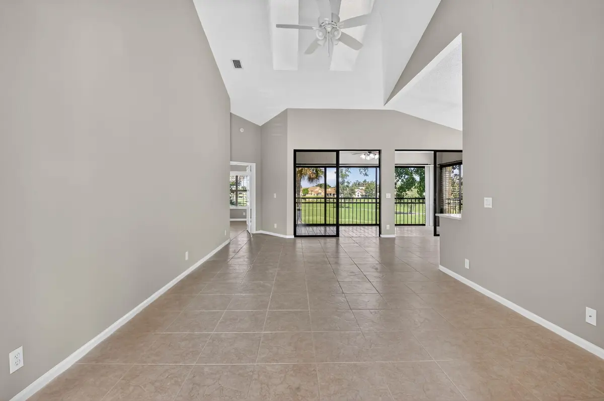 7-web-or-mls-034_DSC_3431 at 8041 Aberdeen Drive 202, Boynton Beach
