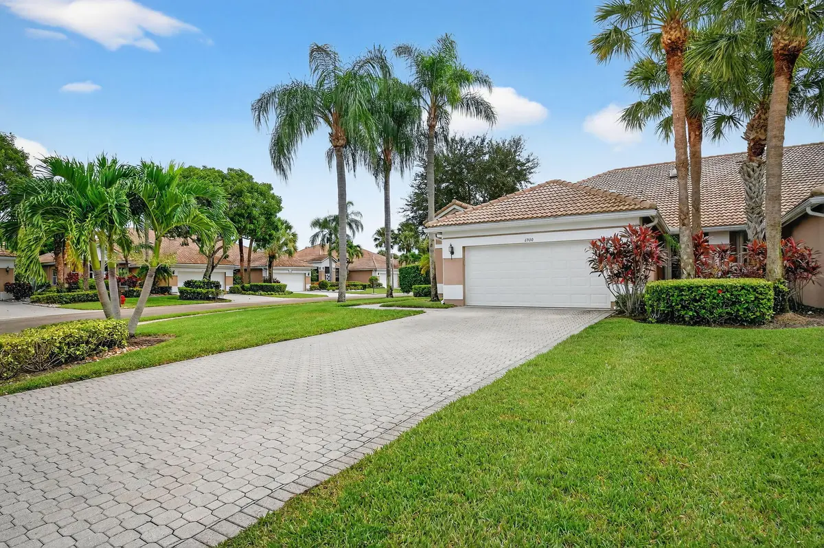 3-web-or-mls-067_DSC_6900 front at 6900 Cairnwell Drive, Boynton Beach