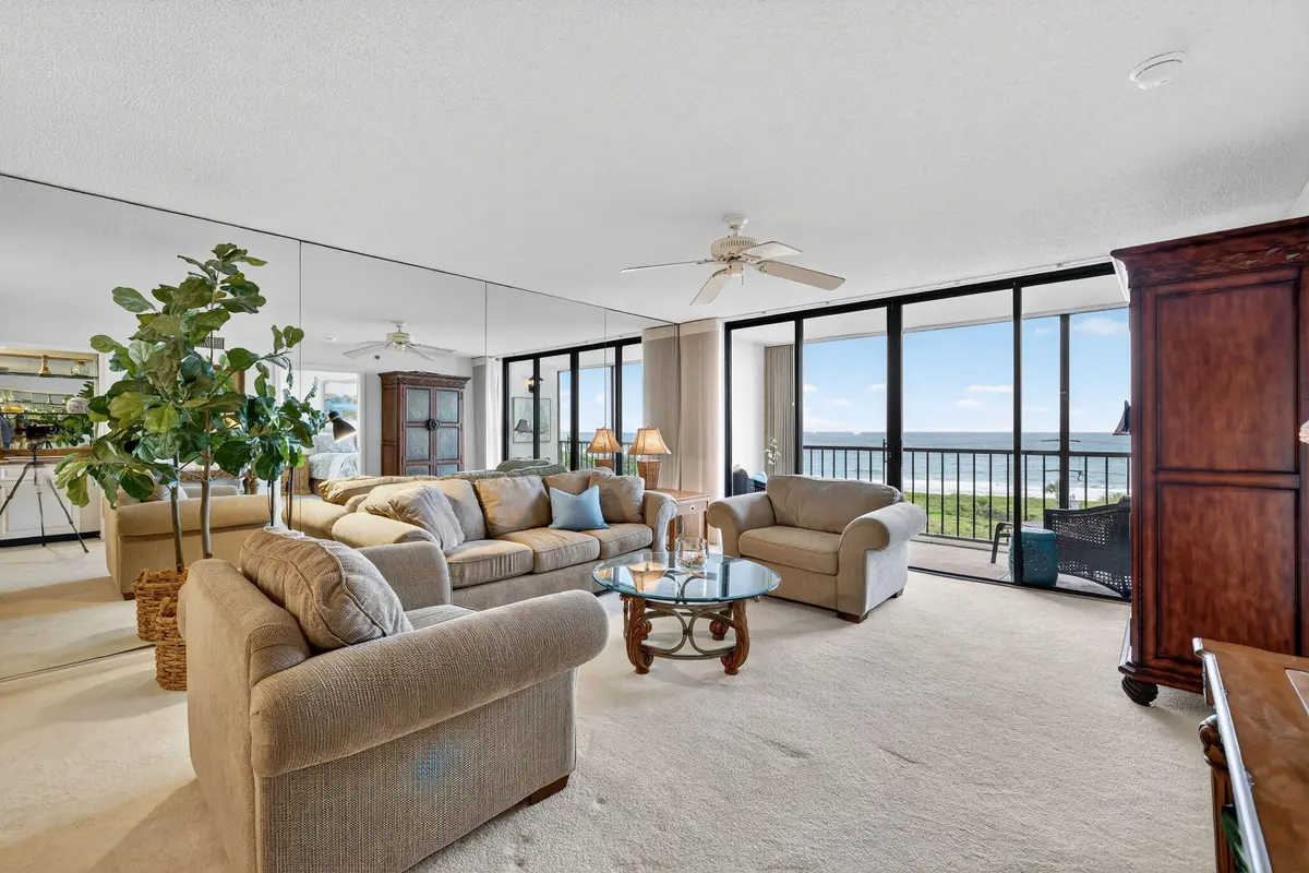 10-web-or-mls-010_3A5A5101 at 5055 N Highway A1a 603, Hutchinson Island