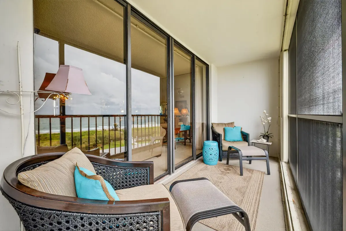 28-web-or-mls-028_3A5A5191 at 5055 N Highway A1a 603, Hutchinson Island