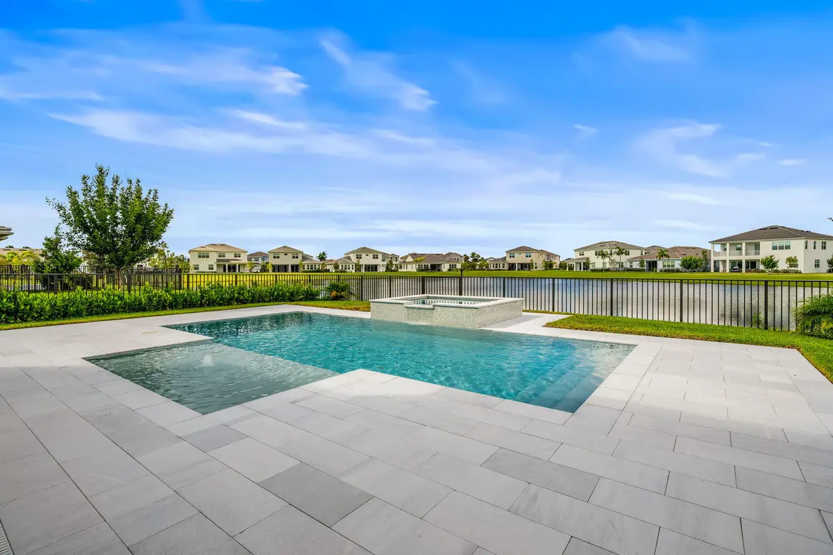 Lakeview at 5413 Empire Drive, Westlake