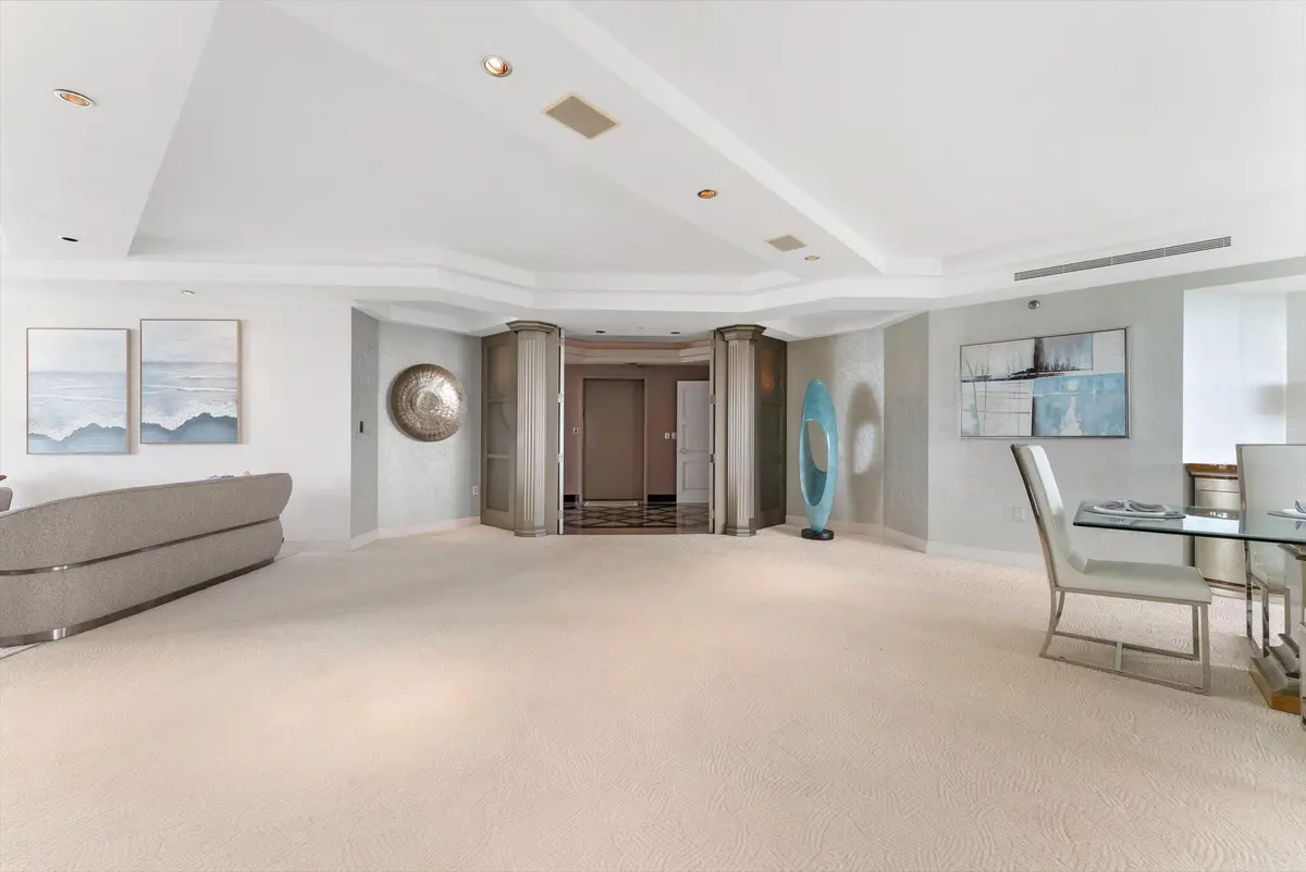Entrance at 800 S Ocean Boulevard 303, Boca Raton