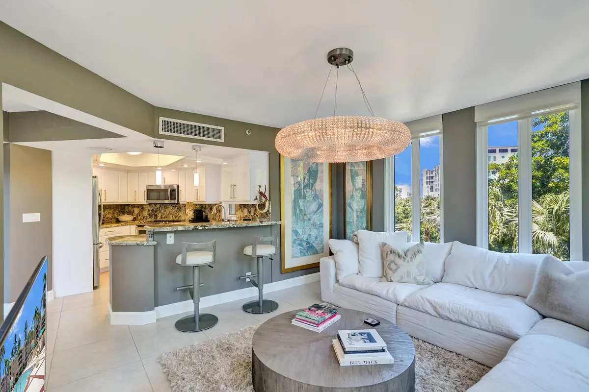 DSC06952 at 100 SE 5th Avenue 406, Boca Raton