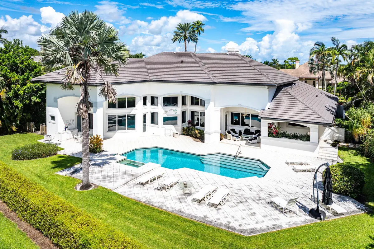014-3200BurgundyDriveNorth-PalmBeachGard at 3200 Burgundy Drive, Palm Beach Gardens