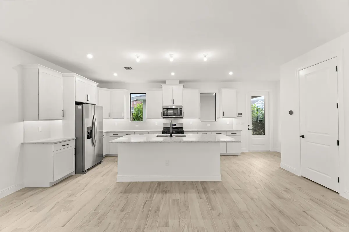 US_SEF_GLORIOSA_LOT 64_KITCHEN at 7914 SW Cline Trail, Palm City