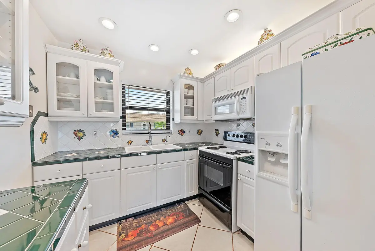 755 Saturn St apt 205d-11 at 755 Saturn D205 Street D205, Jupiter