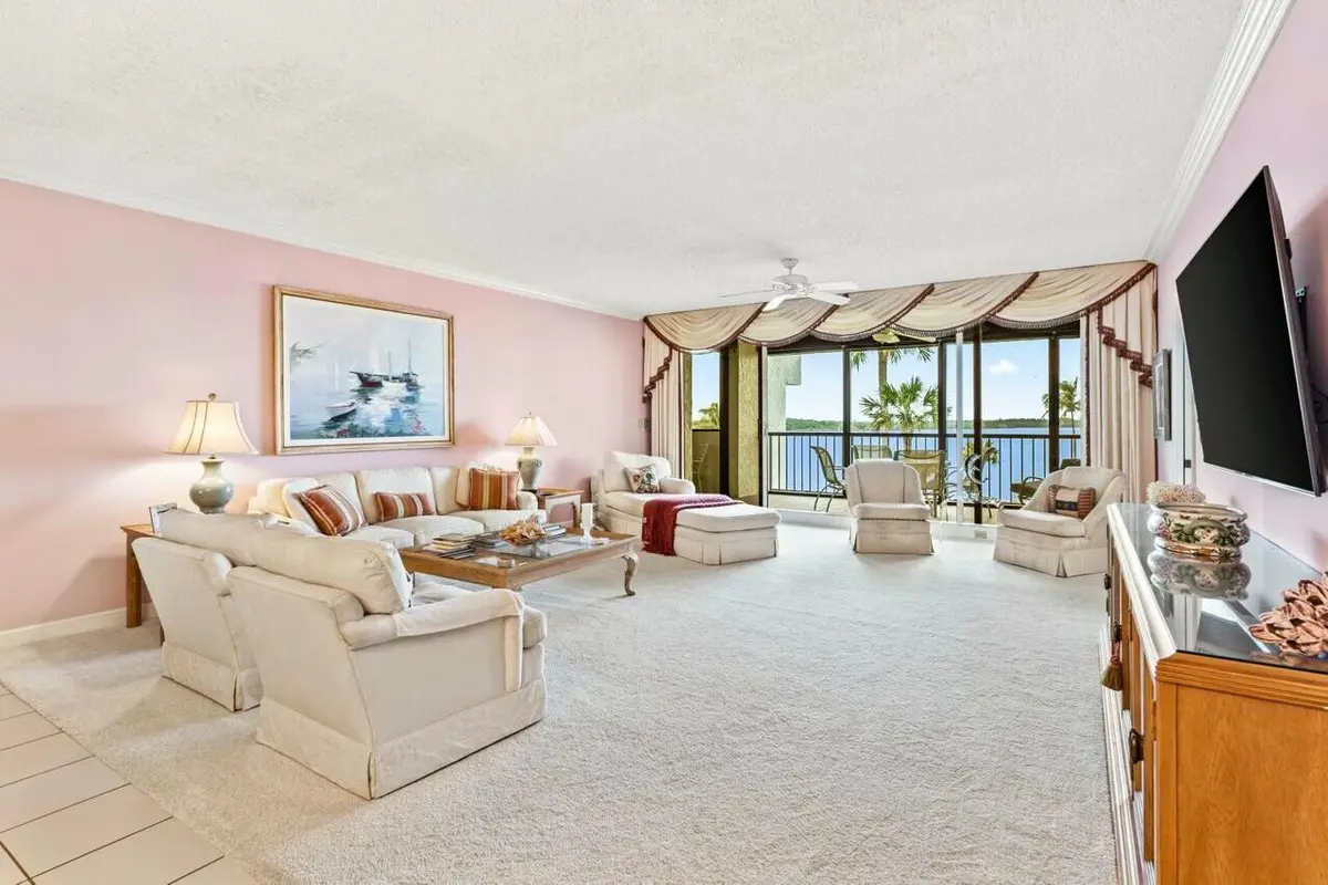 tempImagebeDWDp at 2820 SE Dune Drive 2305, Stuart