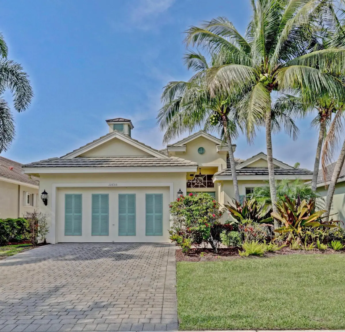 Frontage Strada at 10655 La Strada, West Palm Beach